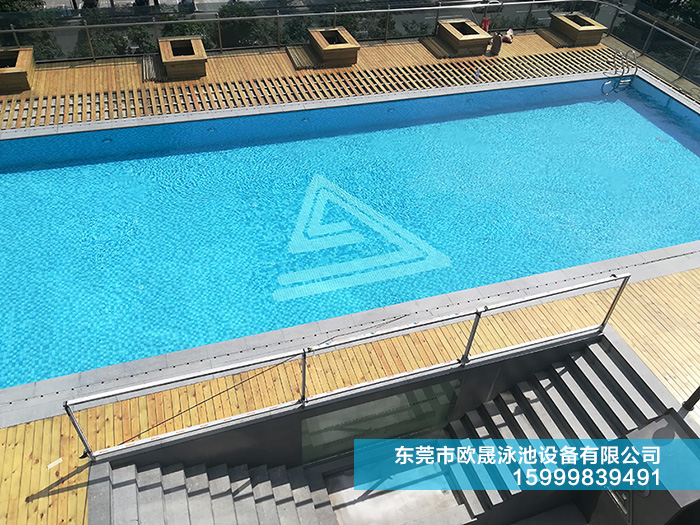 健身房空中花园泳池
